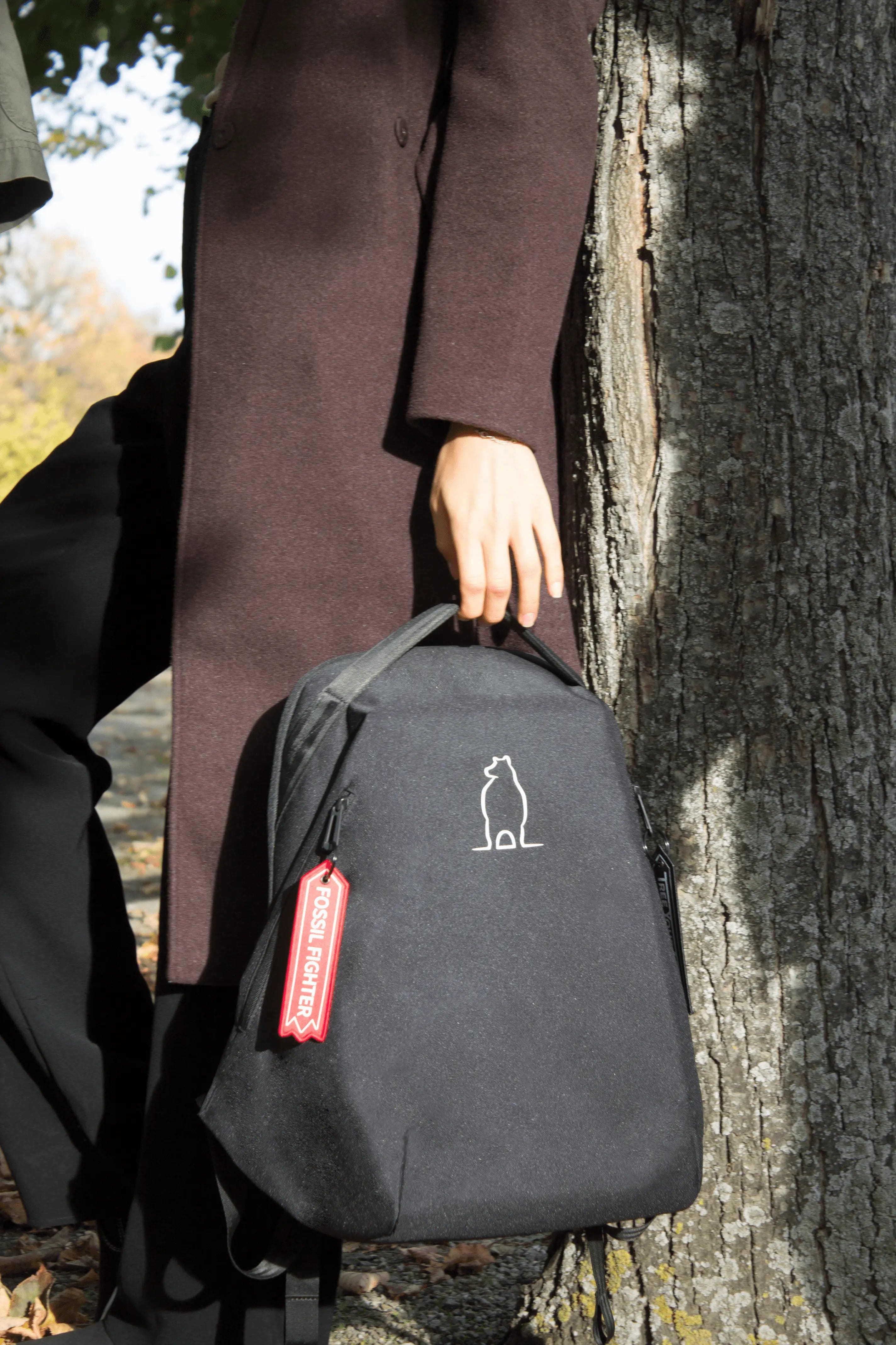 Sustainable Travel Tech Backpack | Green Grizzlys